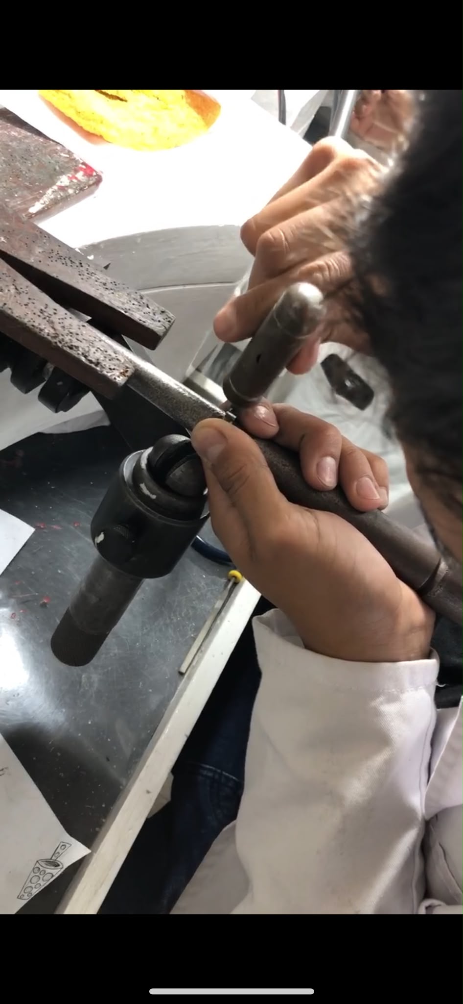 Forja del anillo con herramientas